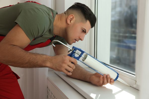 Cost of Window Caulking Repair in Brunswick