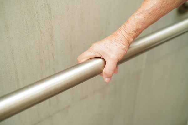 Cost of Tub Grab Bar Installation in Brunswick